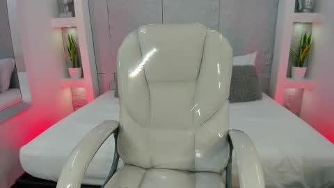 amy online show from 13, 11, 2025