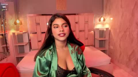 Snapshot of amyevan_ chatting on 29, 9, 2025 amyevan_ online show from 29, 9, 2025