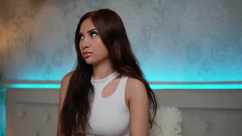  Amy  online show from 4, 2, 2025