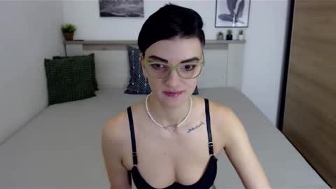 Snapshot of amylexy chatting on 6, 12, 2024 Hi there guys My pleasure in your hands pvt is open online show from 6, 12, 2024