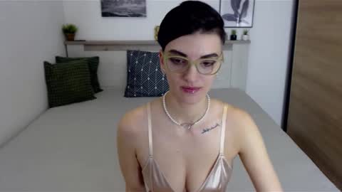 Snapshot of amylexy chatting on 7, 12, 2024 Hi there guys My pleasure in your hands pvt is open online show from 7, 12, 2024