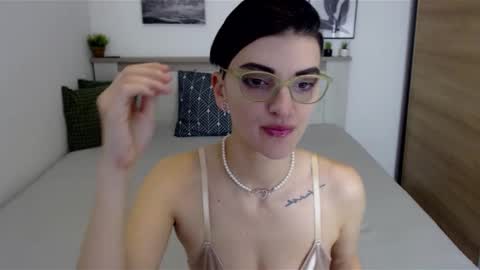 Snapshot of amylexy chatting on 8, 12, 2024 Hi there guys My pleasure in your hands pvt is open online show from 8, 12, 2024