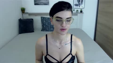 Snapshot of amylexy chatting on 7, 1, 2025 Hi there guys My pleasure in your hands pvt is open online show from 7, 1, 2025