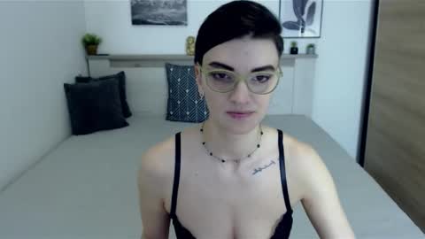 Snapshot of amylexy chatting on 22, 1, 2025 Hi there guys My pleasure in your hands pvt is open online show from 22, 1, 2025