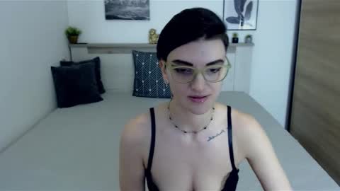 Snapshot of amylexy chatting on 22, 1, 2025 Hi there guys My pleasure in your hands pvt is open online show from 22, 1, 2025