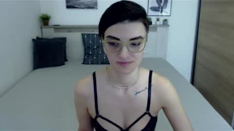 Snapshot of amylexy chatting on 1, 2, 2025 Hi there guys My pleasure in your hands pvt is open online show from 1, 2, 2025