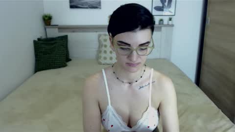 Snapshot of amylexy chatting on 8, 3, 2025 Hi there guys My pleasure in your hands pvt is open online show from 8, 3, 2025
