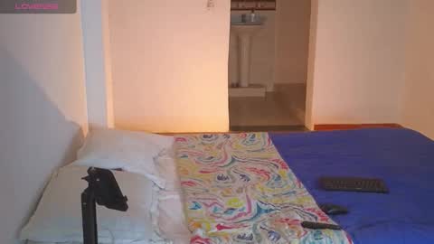 Amy Monroe online show from 6, 11, 2025