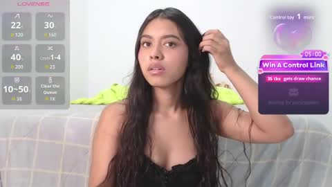 Snapshot of amynovaaa chatting on 21, 5, 2026 amynovaaa online show from 21, 5, 2026