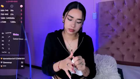 Amy ... Nice to meet u   thumb up me please its important online show from 25, 2, 2025