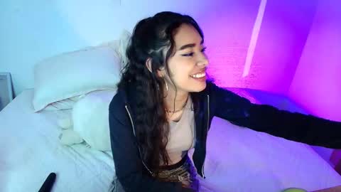 Amy ... Nice to meet u   thumb up me please its important online show from 30, 4, 2026