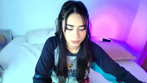 Amy ... Nice to meet u   thumb up me please its important online show from 5, 5, 2026
