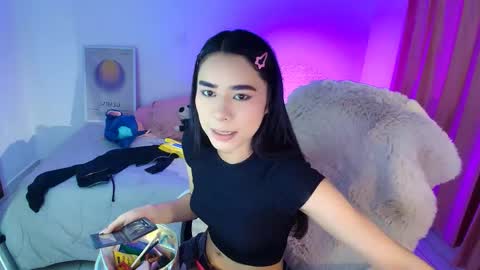 Amy ... Nice to meet u   thumb up me please its important online show from 19, 5, 2026