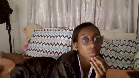 Snapshot of amyrosshot chatting on 3, 10, 2025 Amyross online show from 3, 10, 2025