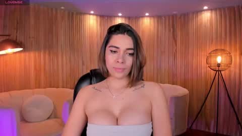 Snapshot of amywalker_ chatting on 25, 2, 2025 AMY WALKER online show from 25, 2, 2025
