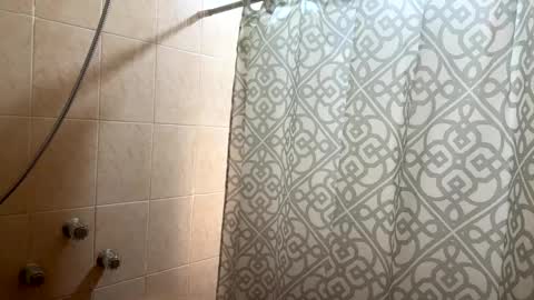 an_e333 online show from 10, 10, 2025