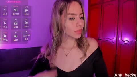 Snapshot of ana_becker1 chatting on 5, 2, 2025 Ana online show from 5, 2, 2025