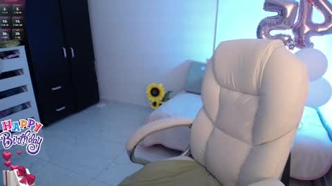  Ana  online show from 11, 1, 2025