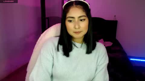 Ana Ricciardi online show from 17, 11, 2025