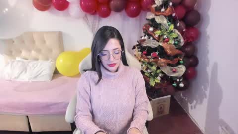 Snapshot of ana_ruuh chatting on 25, 12, 2024 Im anna but you can call me as you want online show from 25, 12, 2024