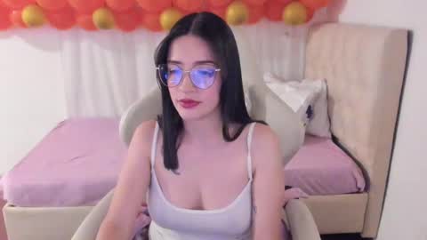 Snapshot of ana_ruuh chatting on 18, 2, 2025 Im anna but you can call me as you want online show from 18, 2, 2025