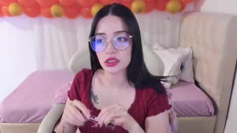 Snapshot of ana_ruuh chatting on 19, 2, 2025 Im anna but you can call me as you want online show from 19, 2, 2025