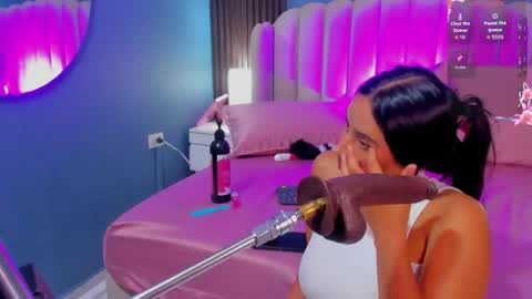 Snapshot of ana_sinclair chatting on 16, 4, 2026 Ana Maria online show from 16, 4, 2026