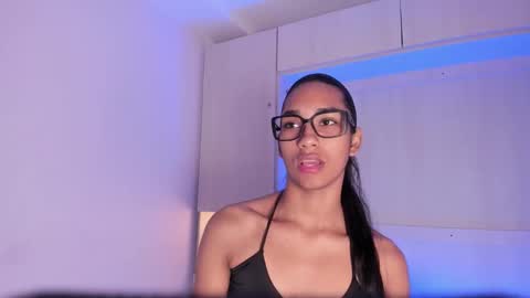 anaacollins_ online show from 13, 2, 2026