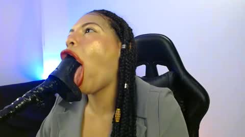 anabel alice gandara  online show from 17, 1, 2025