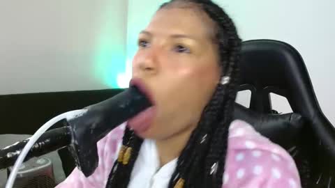 anabel alice gandara  online show from 19, 1, 2025