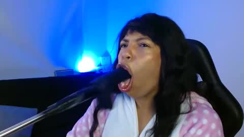 anabel alice gandara  online show from 4, 2, 2025