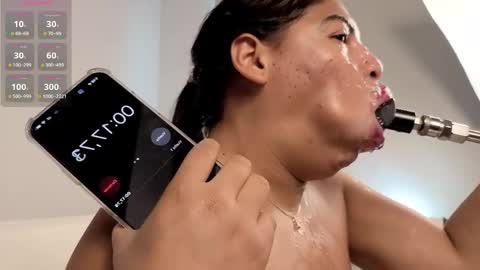 Snapshot of anabel693_ chatting on 31, 5, 2026 Anabel Alice Gandara online show from 31, 5, 2026