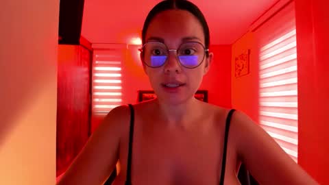 Snapshot of anabel_25 chatting on 13, 2, 2026 Anabel online show from 13, 2, 2026