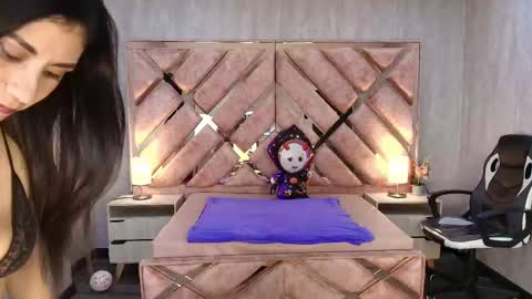 HI I AM ANABELL online show from 14, 10, 2025