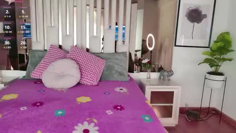 Anabella  online show from 8, 6, 2026