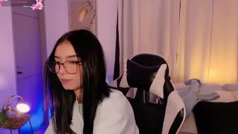 ANABEL WOLF  online show from 8, 6, 2026