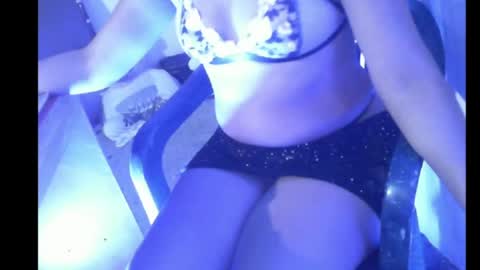 anacarada online show from 10, 4, 2026