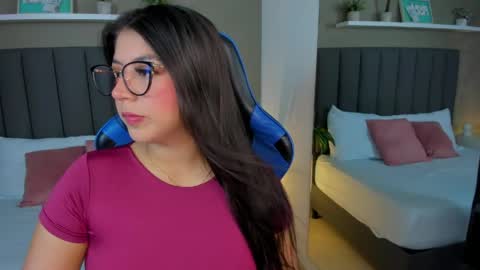 Snapshot of anagil_ chatting on 19, 5, 2026 A N A online show from 19, 5, 2026