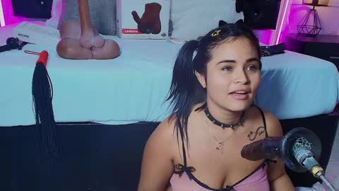Snapshot of anagil_m chatting on 5, 1, 2025 Anagil online show from 5, 1, 2025