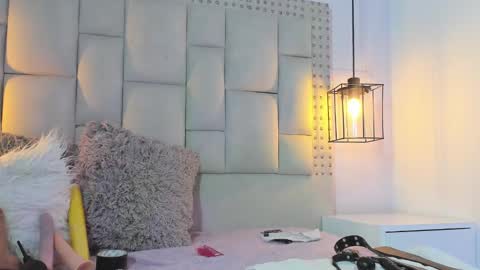 Snapshot of anagil_m chatting on 1, 2, 2025 Anagil online show from 1, 2, 2025