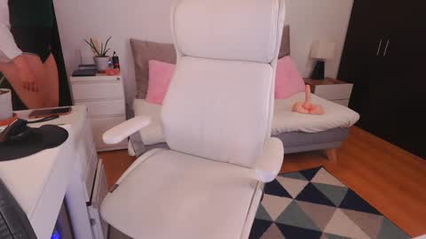 IG Soyanah  online show from 31, 1, 2025