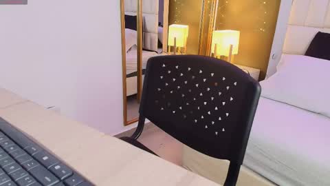 Anahi  online show from 7, 10, 2025