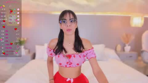Snapshot of anahinclar chatting on 18, 6, 2026 Anahin online show from 18, 6, 2026