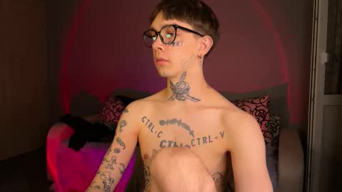 Snapshot of anahori_simon chatting on 17, 9, 2025 simon online show from 17, 9, 2025