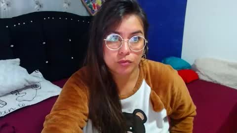 Snapshot of anaids_dam chatting on 7, 1, 2025 anaids online show from 7, 1, 2025