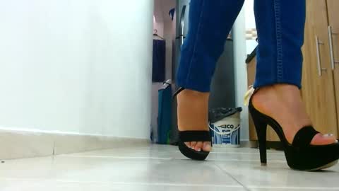 Snapshot of anaids_dam chatting on 10, 3, 2025 anaids online show from 10, 3, 2025