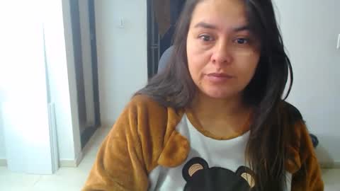Snapshot of anaids_dam chatting on 9, 10, 2025 anaids online show from 9, 10, 2025