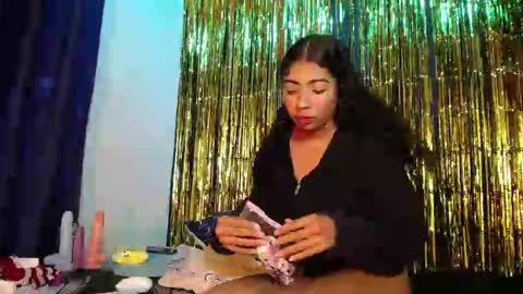 Snapshot of anais__cooper_ chatting on 14, 1, 2025 anais cooper online show from 14, 1, 2025