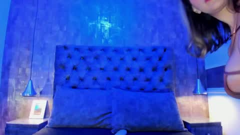 ..a n a i s  c o o p e r .. online show from 16, 3, 2026