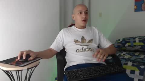 Snapshot of anakin_swalker chatting on 3, 2, 2025 anakin_swalker online show from 3, 2, 2025